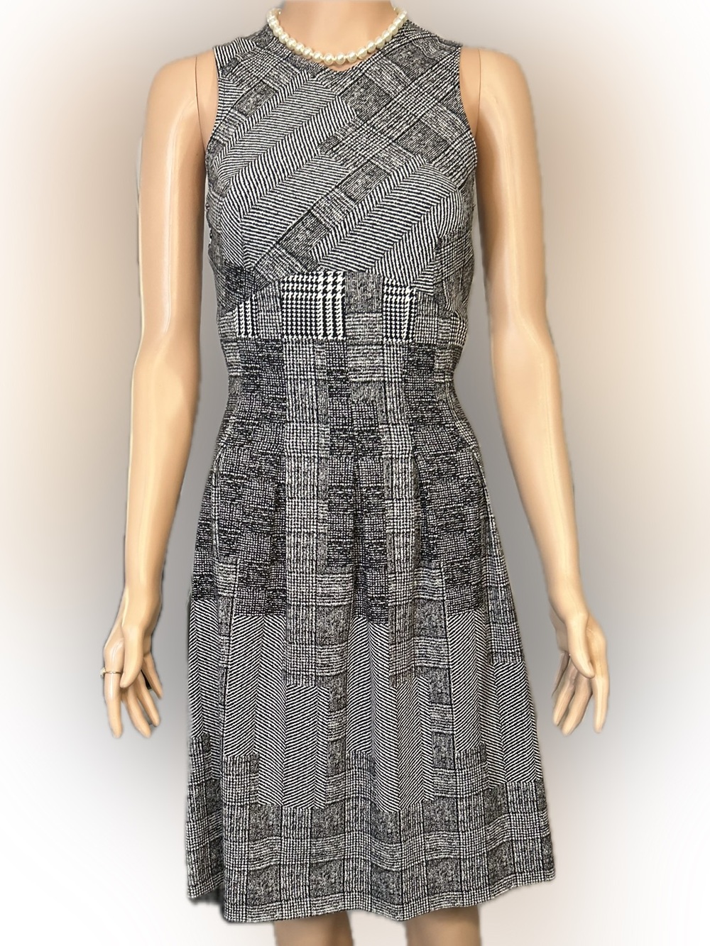 H&M Black and Gray Patterned Midi Dress